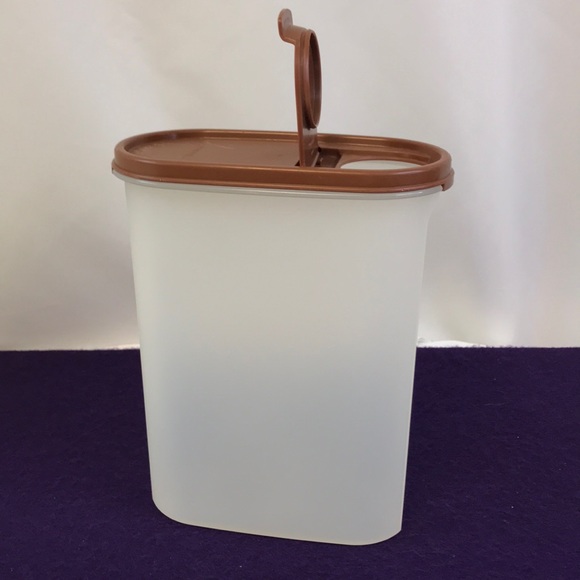 Tupperware Other - Tupperware Modular Mate Oval 4 #1614 w/ #1617 Brown Pour Seal Lid